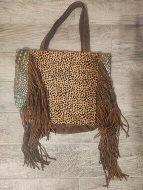 Keep It Gypsy Oversized Leopard Print Cowhide Fringe Tote – Genuine Leather (Lar